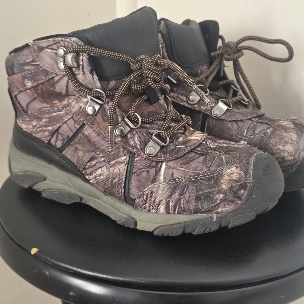 Kids Camouflage Hiking Boots